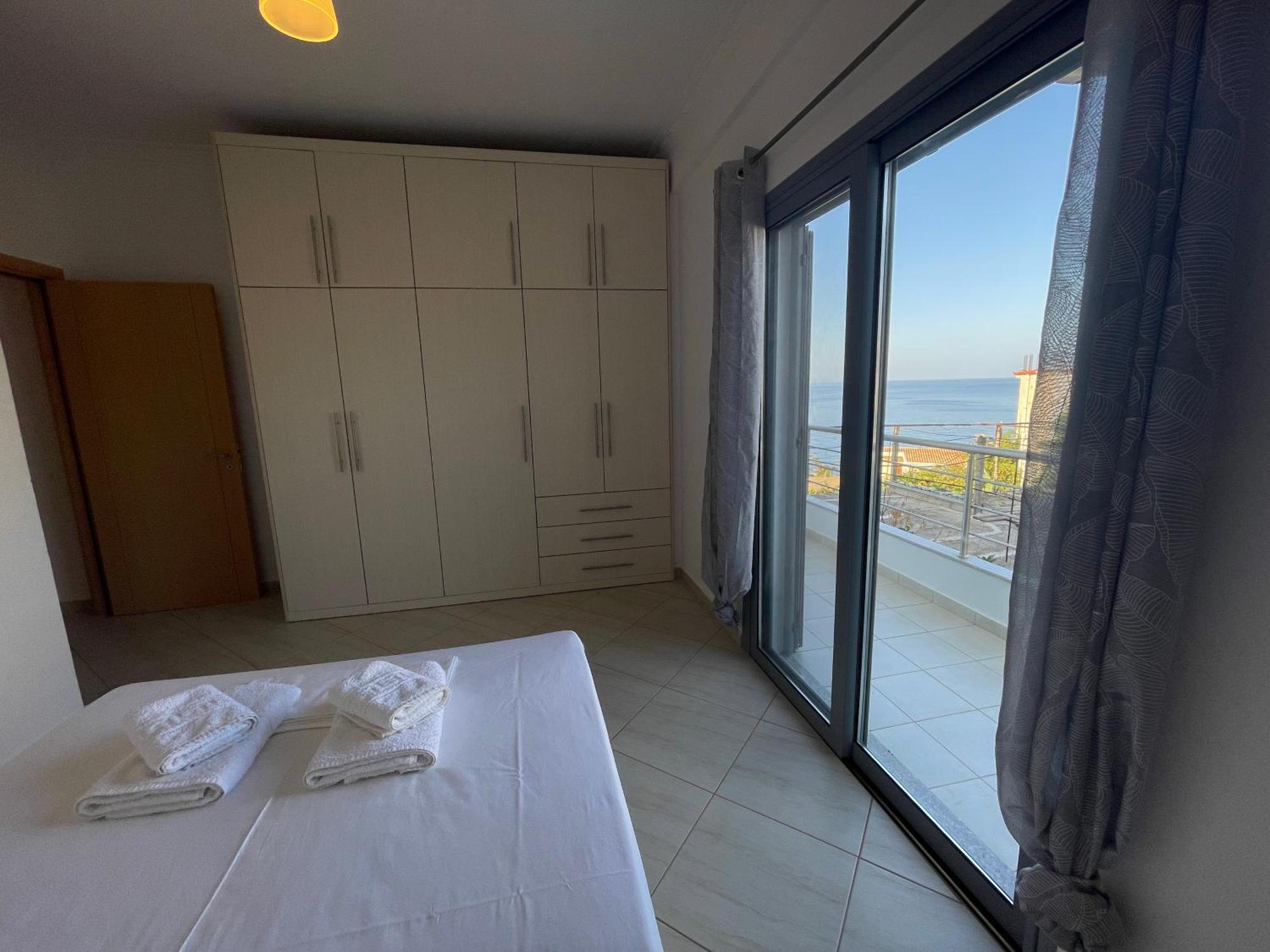 Tasos Rooms Himarë Exterior foto